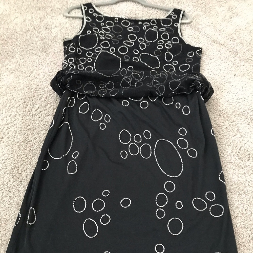 Cocktail Dress with Silver Beads NEW - Picture 3 of 7